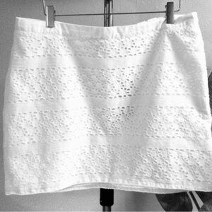NEW a.n.a White Eyelet Pencil Skirt